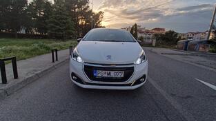 Peugeot - 208 - 1.6 hdi