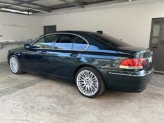 BMW - 730