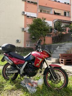 Aprilia - Pegaso Strada 650