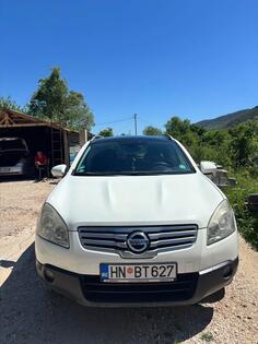 Nissan - Qashqai+2