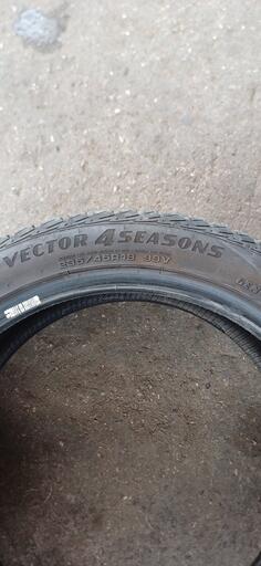 GoodYear - 235/45-19 - Univerzalna guma