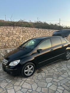 Mercedes Benz - 180 - B180
