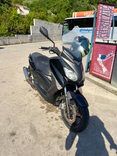 Yamaha - Yamaha Xmax 250