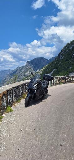 Yamaha - x max 400