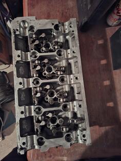 Glava motora za Volkswagen - Golf 5    - 2004-2008