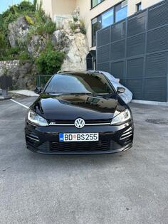 Volkswagen - Golf 7.5 - 2.0 R Line