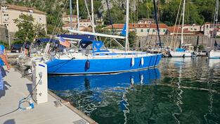 Elan - Athena 44