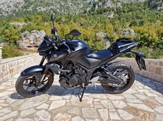 Yamaha - MT 03
