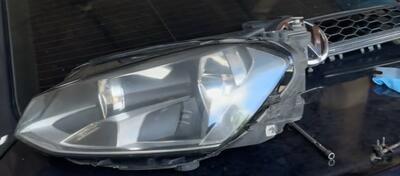 Oba fara za Automobile - Univerzalno    - 2014