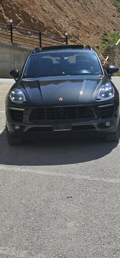 Porsche - Macan
