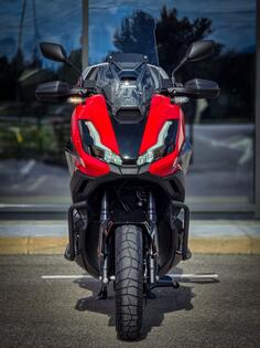 Honda - ADV 350