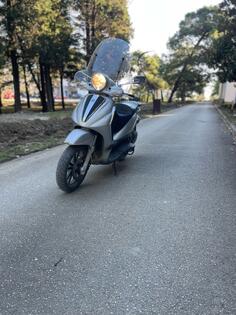 Piaggio - Beverly