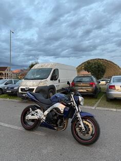 Suzuki - GSR