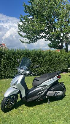 Piaggio - Beverly 400hpe
