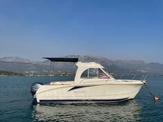 Beneteau - Antares 620 fishing