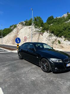 BMW - 318