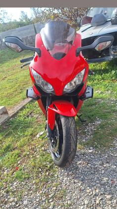 Honda - cbr1000rr