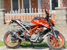 KTM - Duke 390