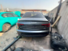 U djelovima Audi - A4 2.0