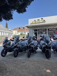 SYM - ADX 300 TCS