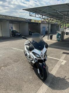 Aprilia - SR Max