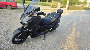 Yamaha - X MAX 300 - IRON MAX