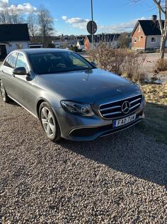 Mercedes Benz - E 220
