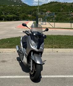 Yamaha - X max