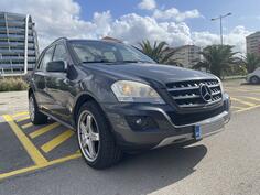 Mercedes Benz - ML 300 - 4 MATIC