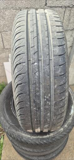 Fabričke felne i 15"5x112 gume