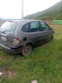 U djelovima Renault - Scenic 1.9 dci