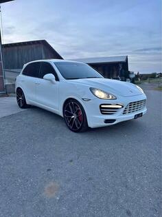 Porsche - Cayenne