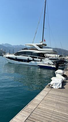 Galeon - 640 Flybridge