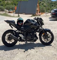 Yamaha - Mt-03