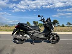 Yamaha - x-max 250