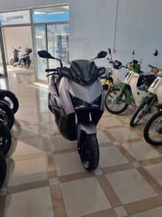AGM - Urban Max-X 150cc Honda Motor 12kw ABS TCS Vodeno Hladjen
