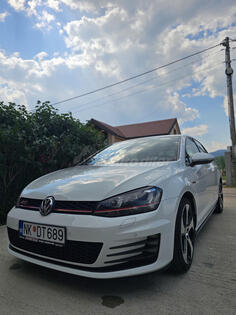 Volkswagen - Golf GTI - 2.0 TSI Performance Edition