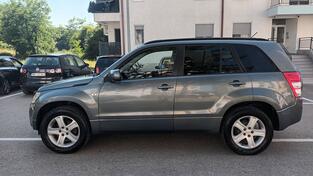 Suzuki - Grand Vitara - 4x4