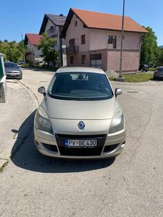 Renault - Scenic - 1.5 DCI