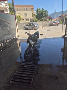Yamaha - mt 125