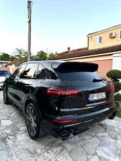 Porsche - Cayenne - S 4.2 diesel