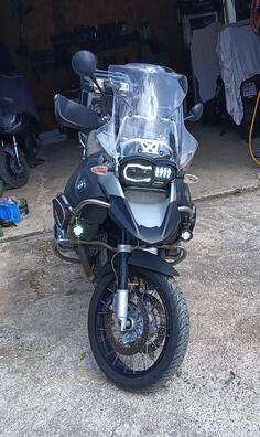 BMW - 1200 adventure