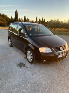 Volkswagen - Touran - 2.0