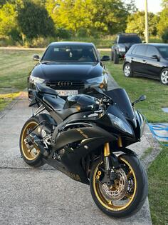Yamaha - R6