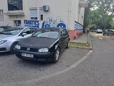 Volkswagen - Golf 4
