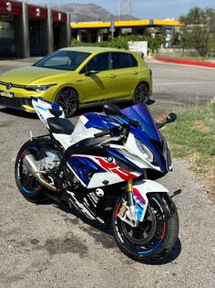 BMW - S1000RR