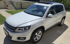 Volkswagen - Tiguan - 2.0 TDI