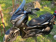 Yamaha - X-MAX IRON MAX