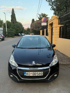 Peugeot - 208 - 1.6 HDI BlueHDI