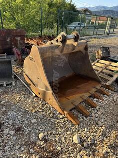 CAT - 323